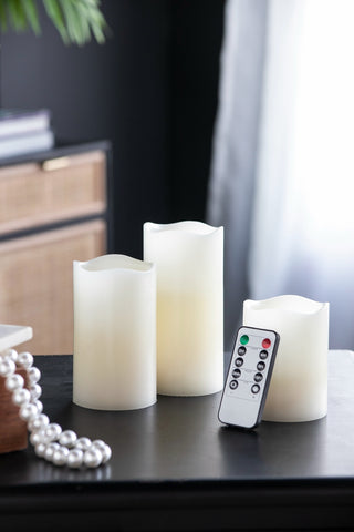 Set of 3 Ivory Led Candles with Remote Timer, L:D3X6in. M:D3X5in. S:D3X4in.